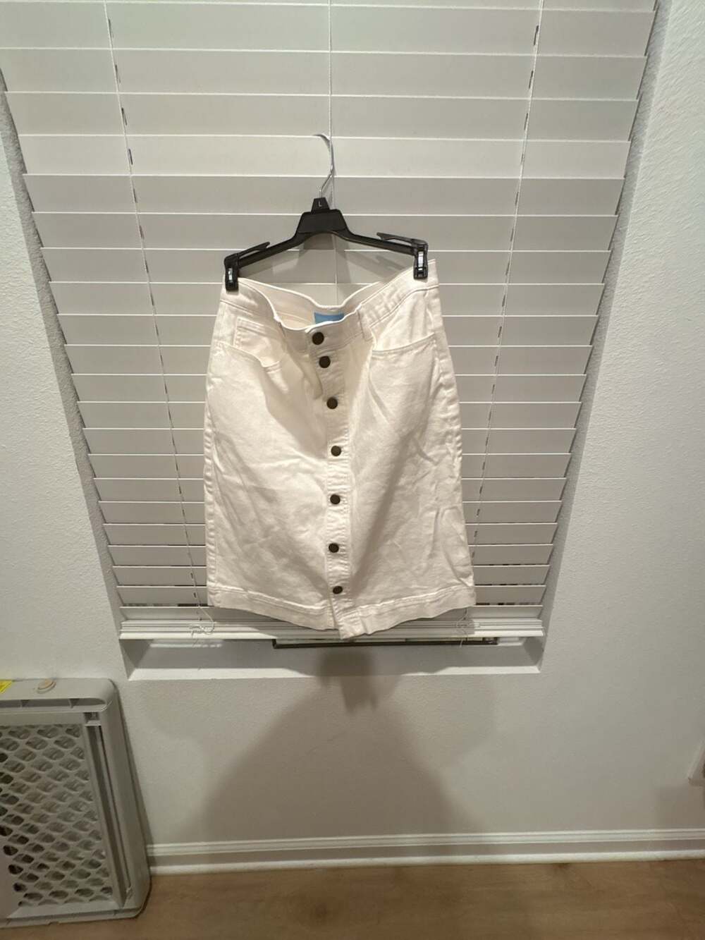 Draper James RSVP Skirt Size 12 White Denim Button Front Midi